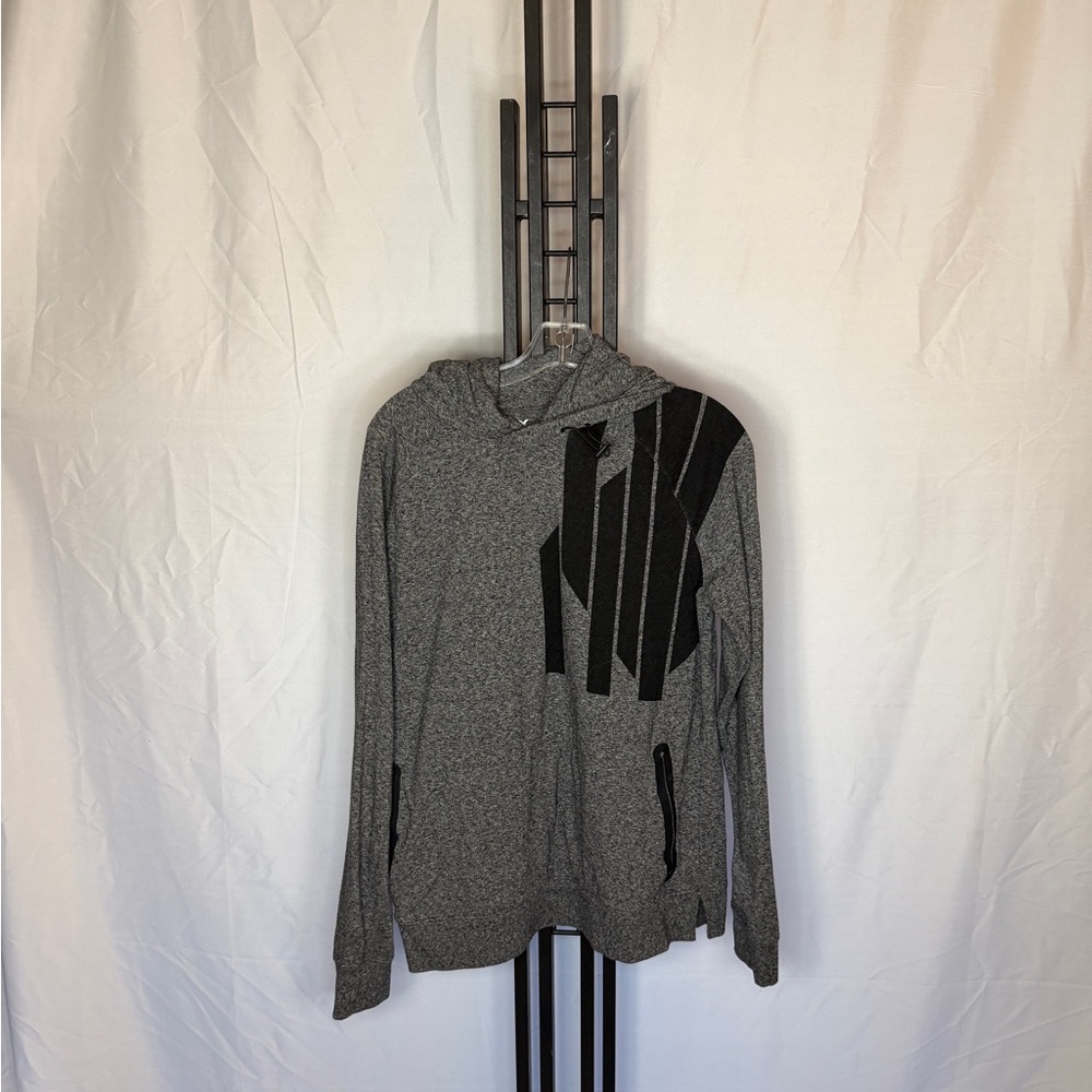 American Eagle Outfitters Gray and‎ Black Men's Sweater
